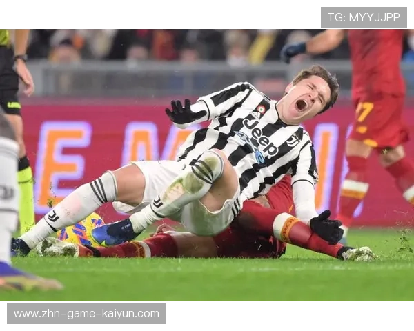 尤文阵地推进流畅，基耶萨兜射弧线绝美